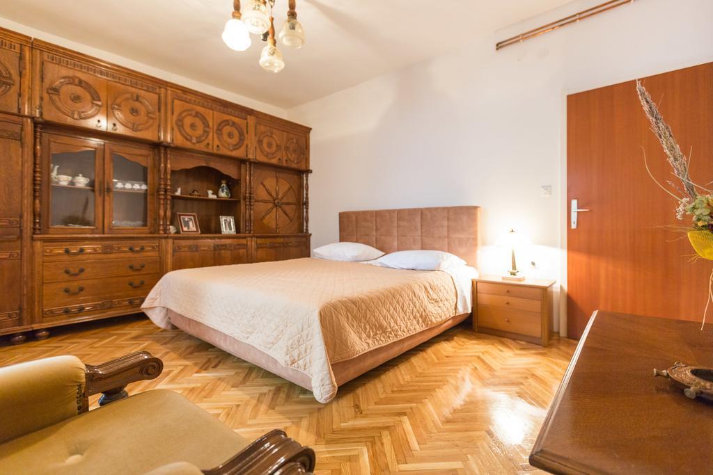 Feel Sibenik Apartment Luaran gambar