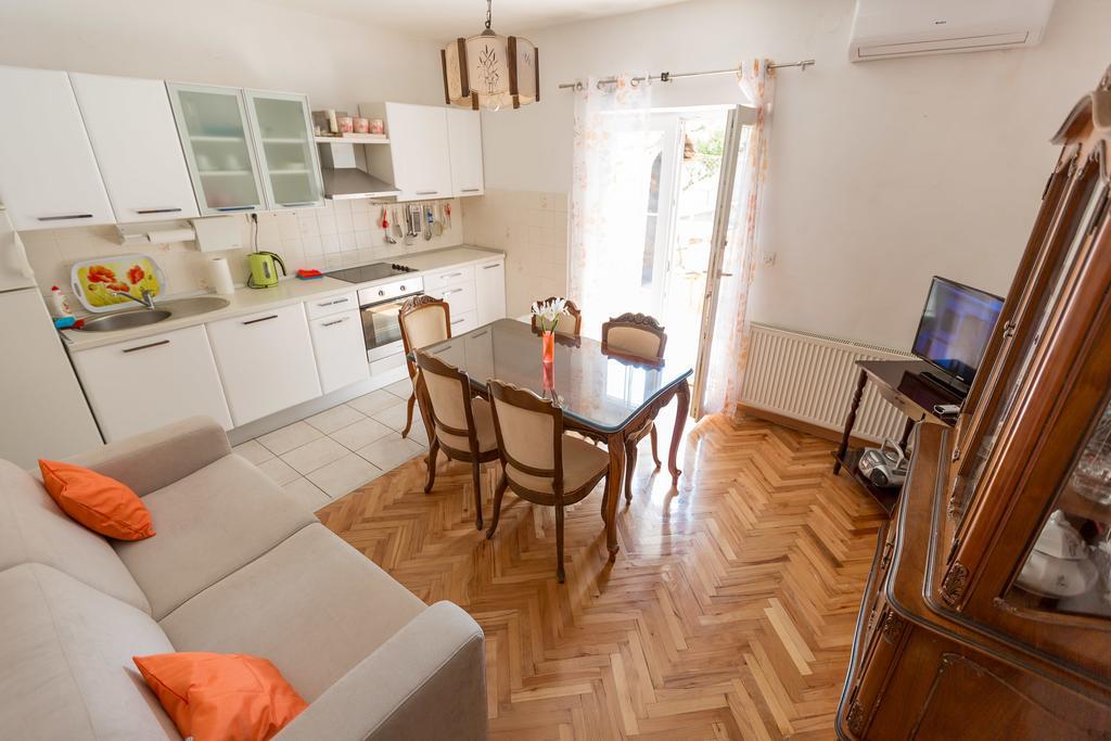 Feel Sibenik Apartment Luaran gambar